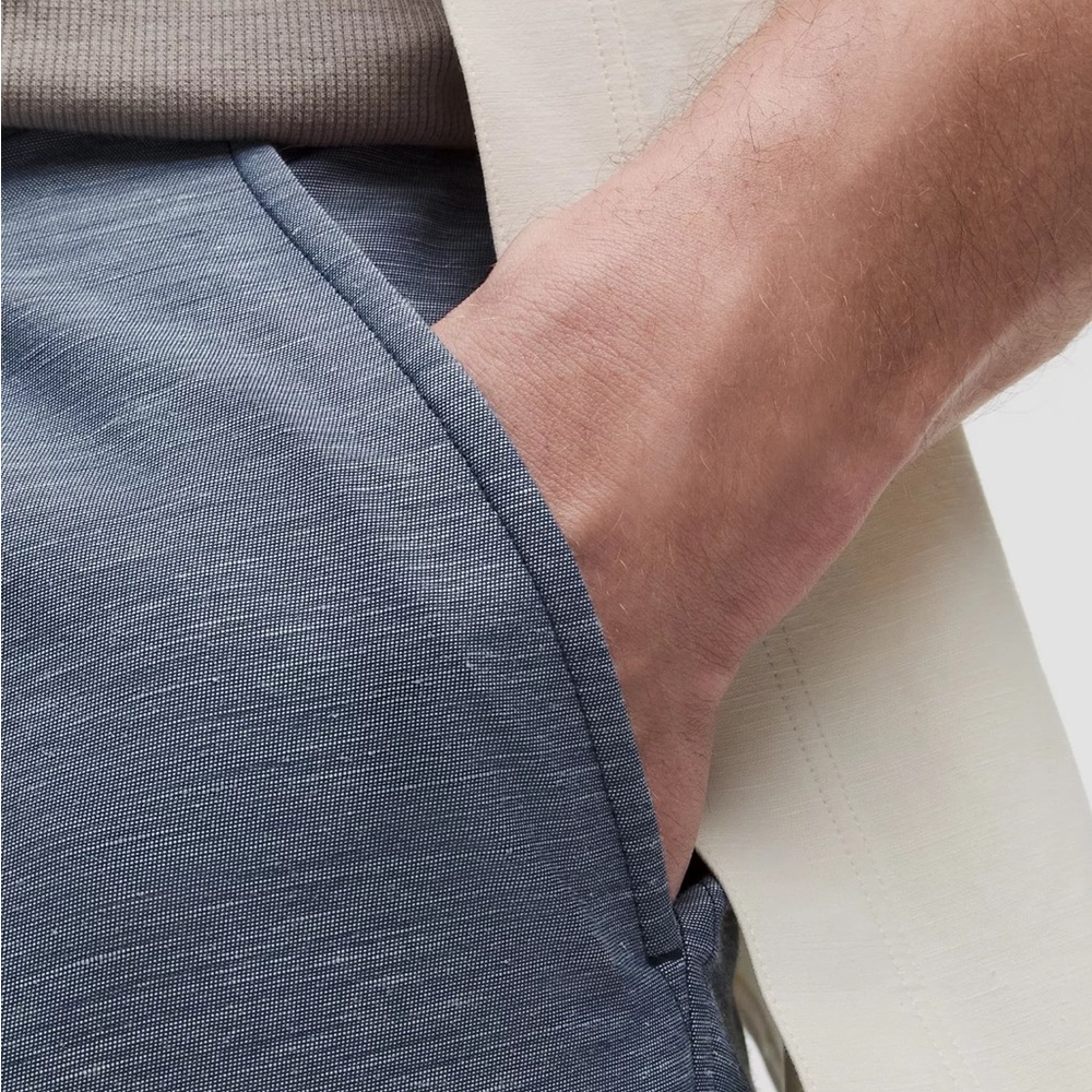 LuluLinen Pleated Trouser Regular - Picture 4 of 6